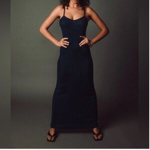 Staple and hue Camilla dress Fig